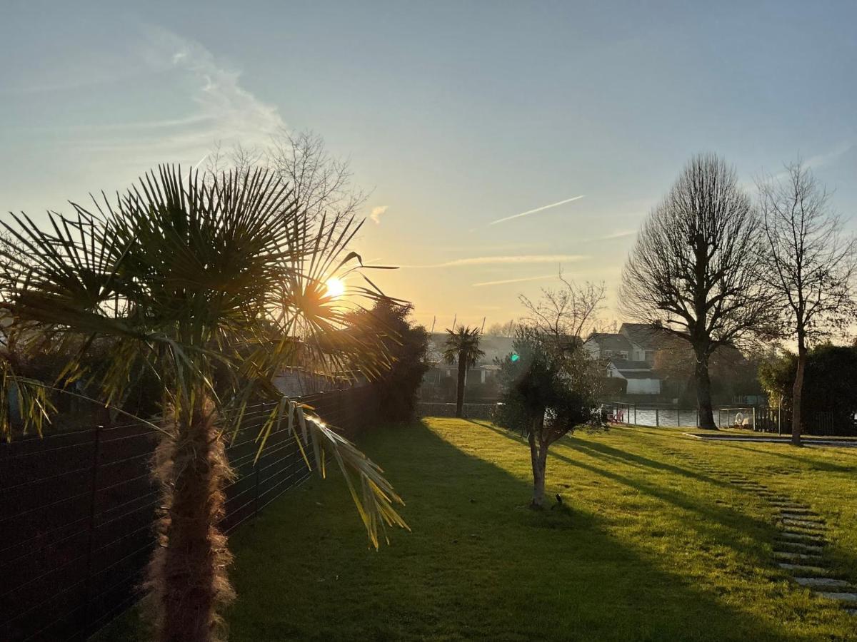 Bords De Sarthe Bed & Breakfast Le Mans Bagian luar foto