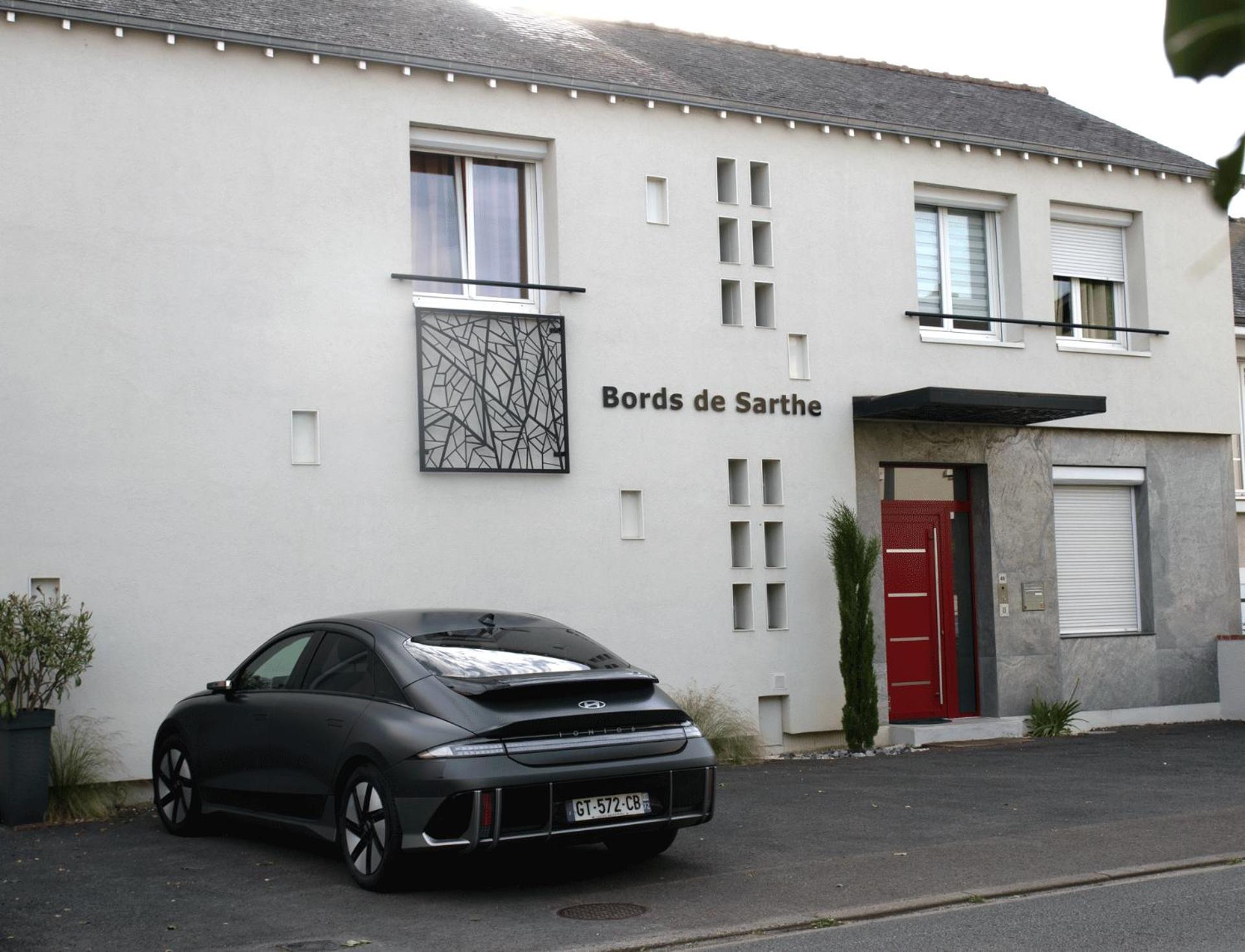 Bords De Sarthe Bed & Breakfast Le Mans Bagian luar foto